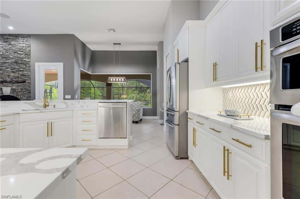 160 Logan Blvd, Naples, photo 10