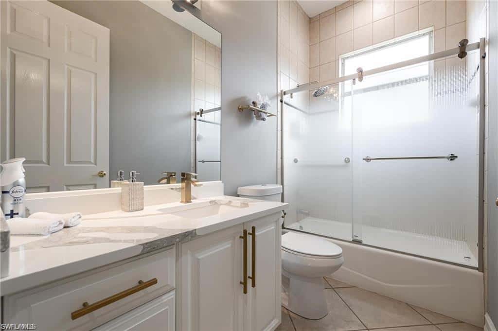 160 Logan Blvd, Naples, photo 18