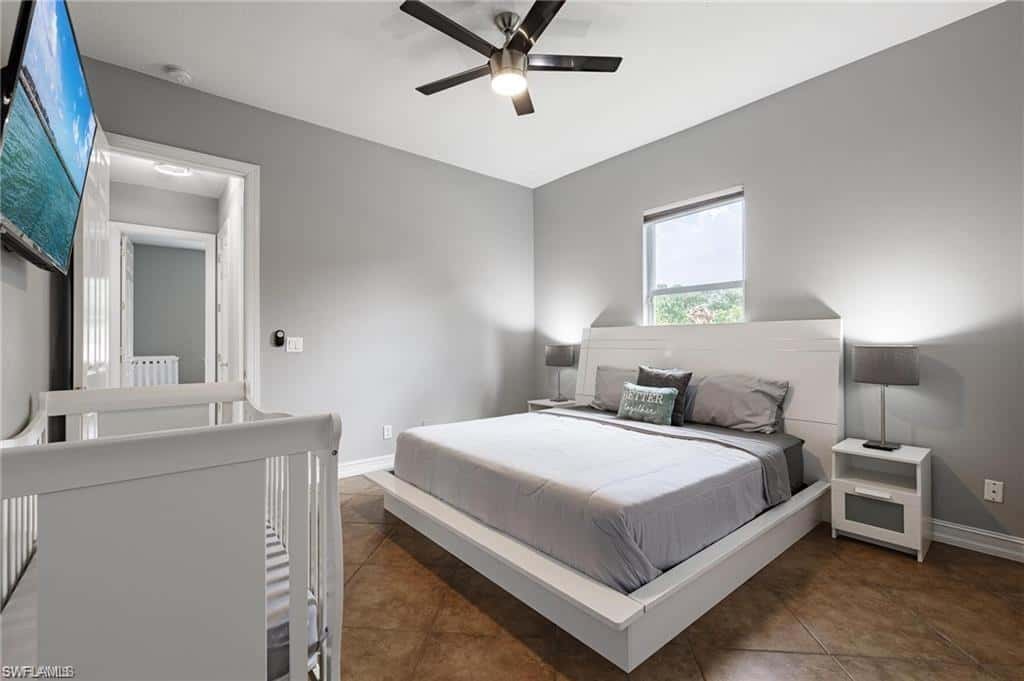 160 Logan Blvd, Naples, photo 19