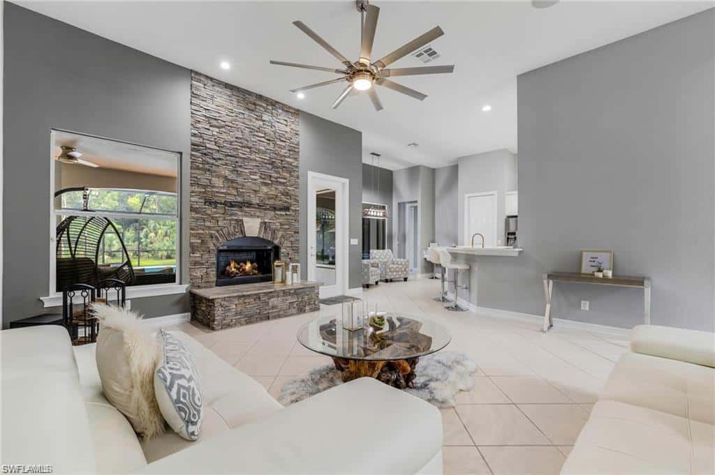160 Logan Blvd, Naples, photo 4