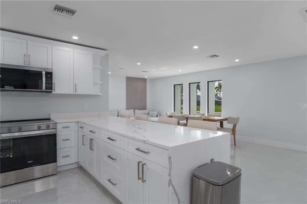 233 11th Ter, Cape Coral, photo 7