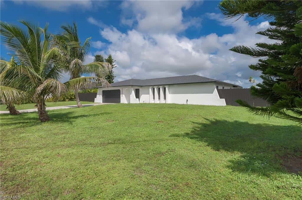 233 11th Ter, Cape Coral, photo 28