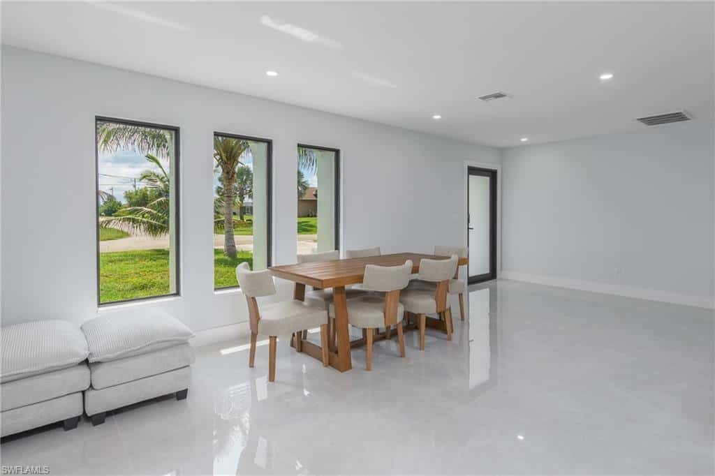 233 11th Ter, Cape Coral, photo 5