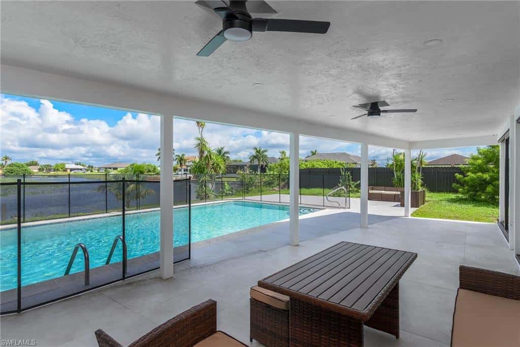 233 11th Ter, Cape Coral, photo 21