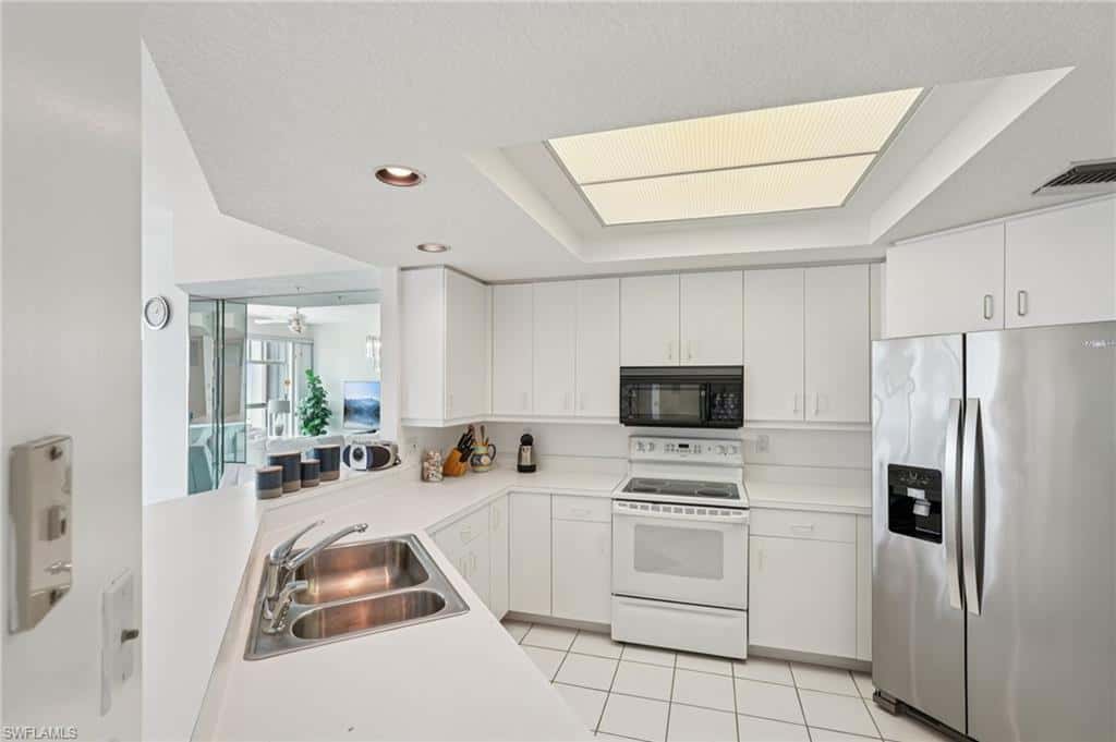 260 Barefoot Beach Blvd #302, Bonita Springs, photo 12