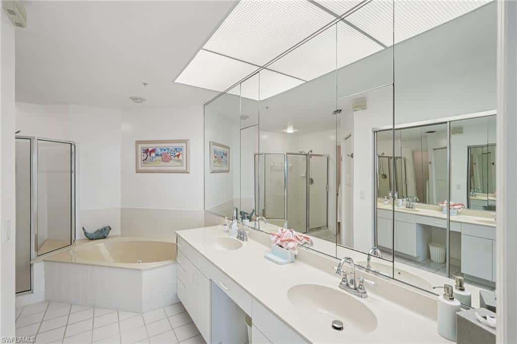 260 Barefoot Beach Blvd #302, Bonita Springs, photo 18