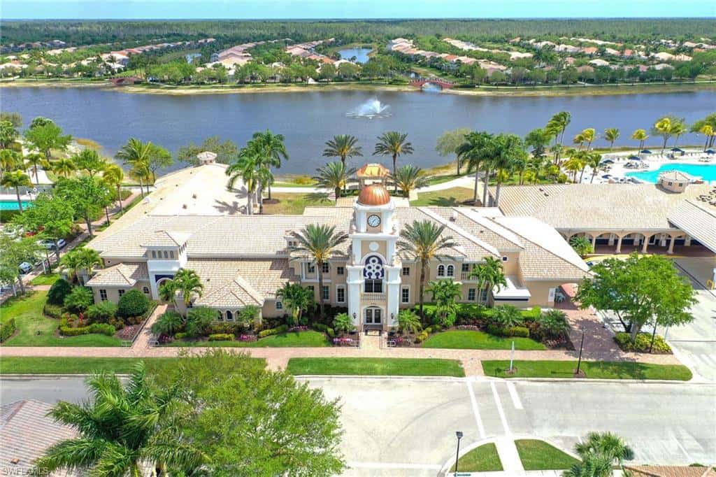 8562 Veronawalk Cir, Naples, photo 42