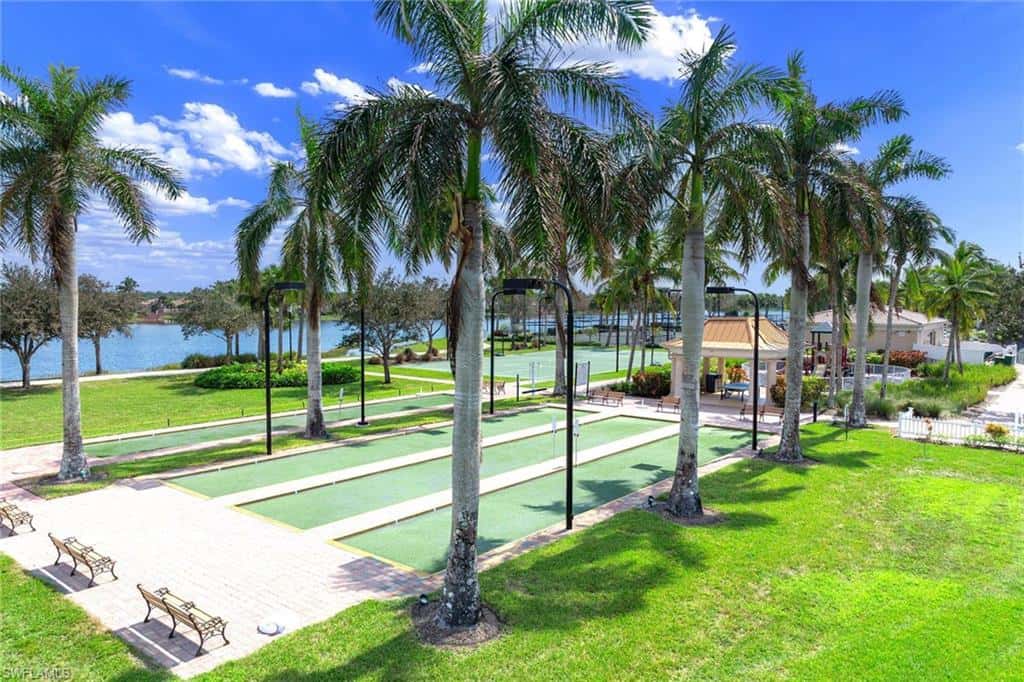 8562 Veronawalk Cir, Naples, photo 45