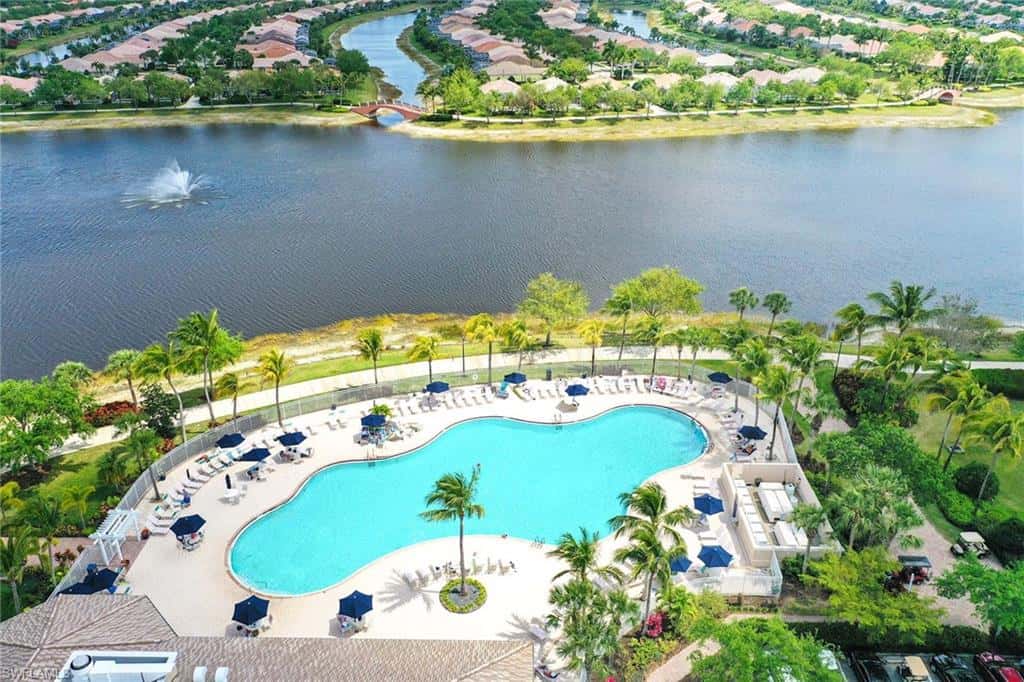 8562 Veronawalk Cir, Naples, photo 44