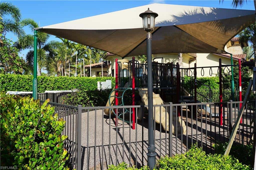 9183 Woodhurst Dr, Naples, photo 18