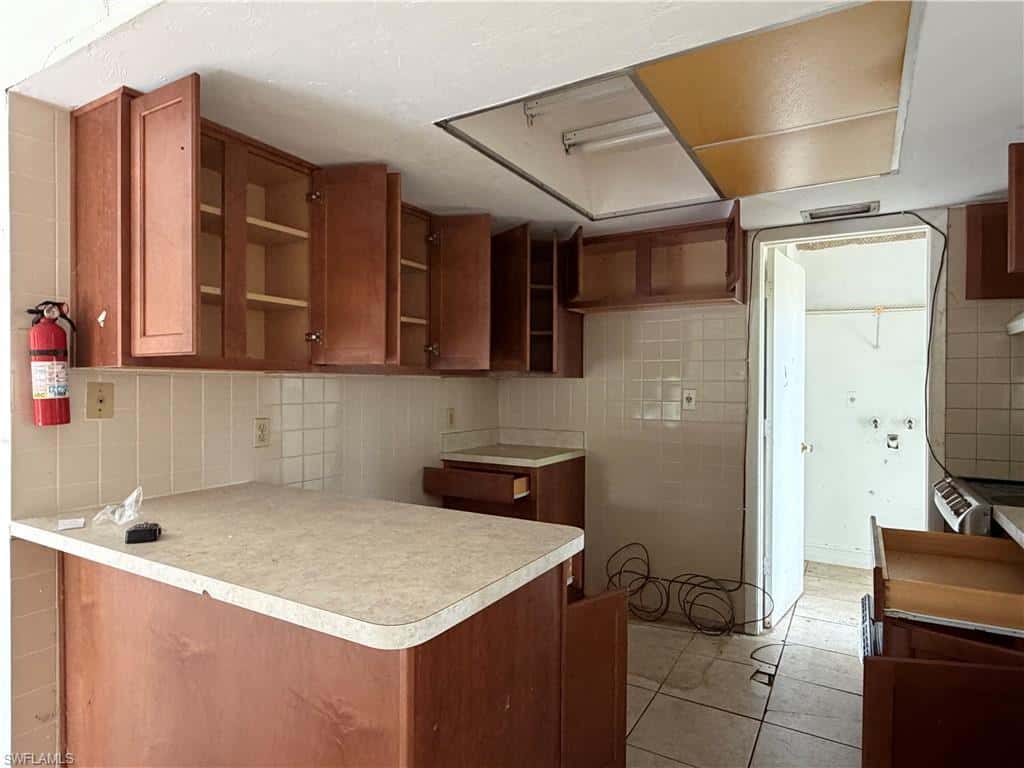 5205 Mitchell St, Naples, photo 10