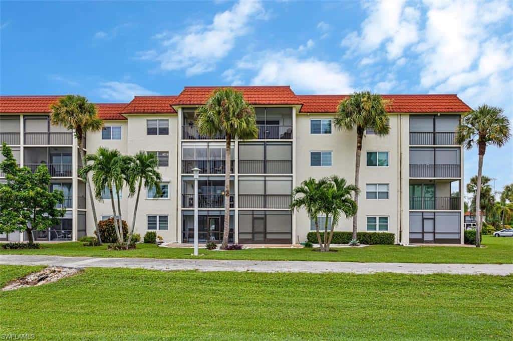 4372 27th Ct #203, Naples, photo 35