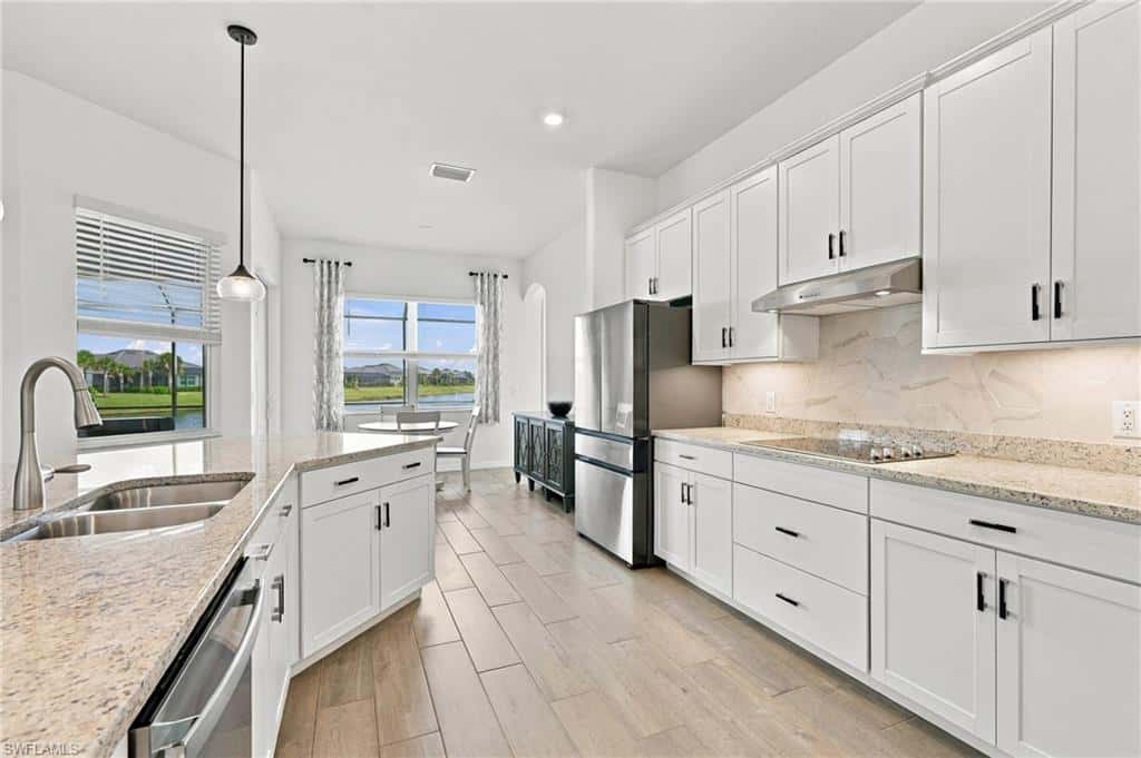 25124 Redwood Ct, Punta Gorda, photo 9