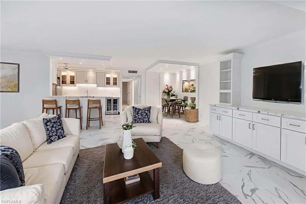 222 Harbour Dr #114, Naples, photo 43