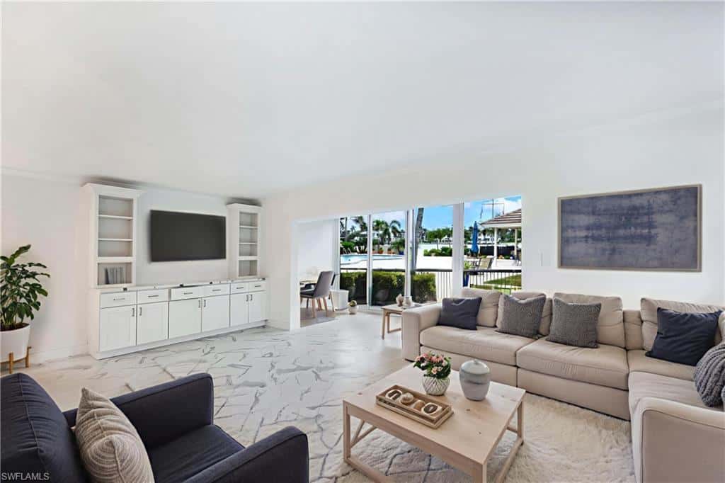 222 Harbour Dr #114, Naples, photo 11