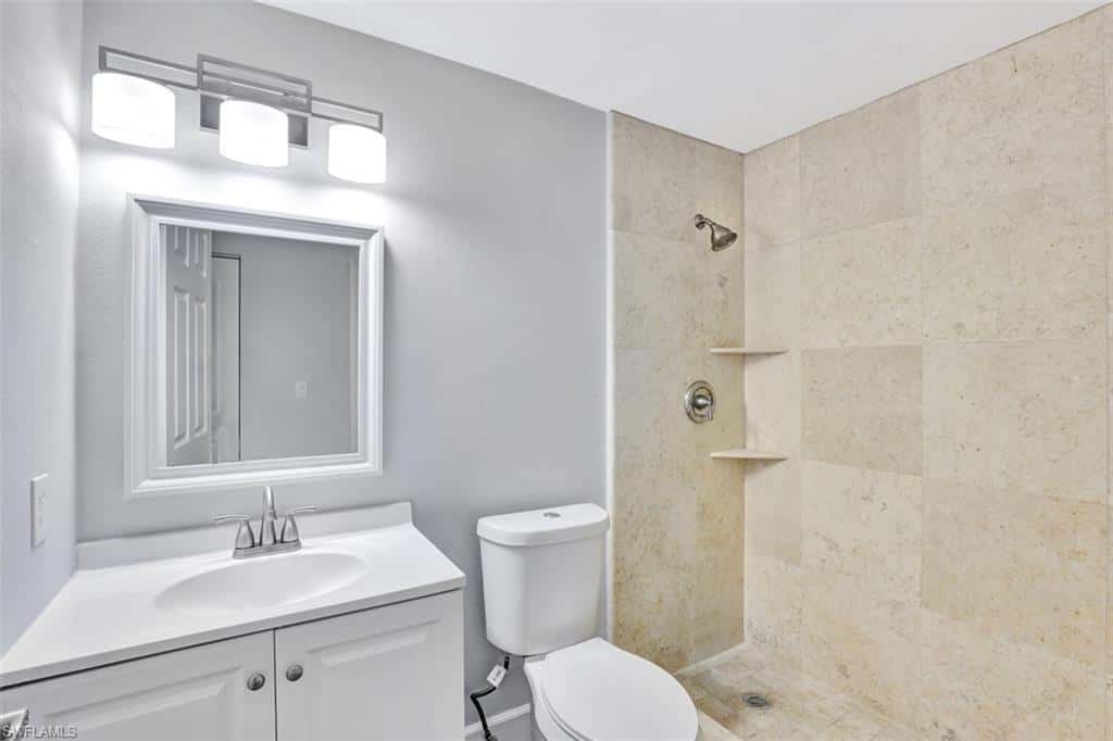 533 Landmark Dr, Naples, photo 16