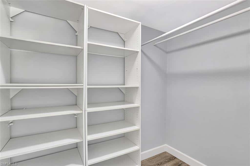 533 Landmark Dr, Naples, photo 10