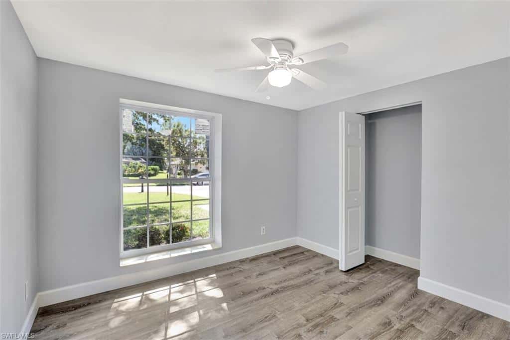 533 Landmark Dr, Naples, photo 15