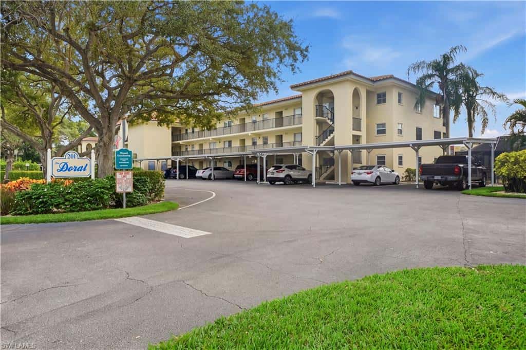 201 Quail Forest Blvd #103, Naples, photo 24