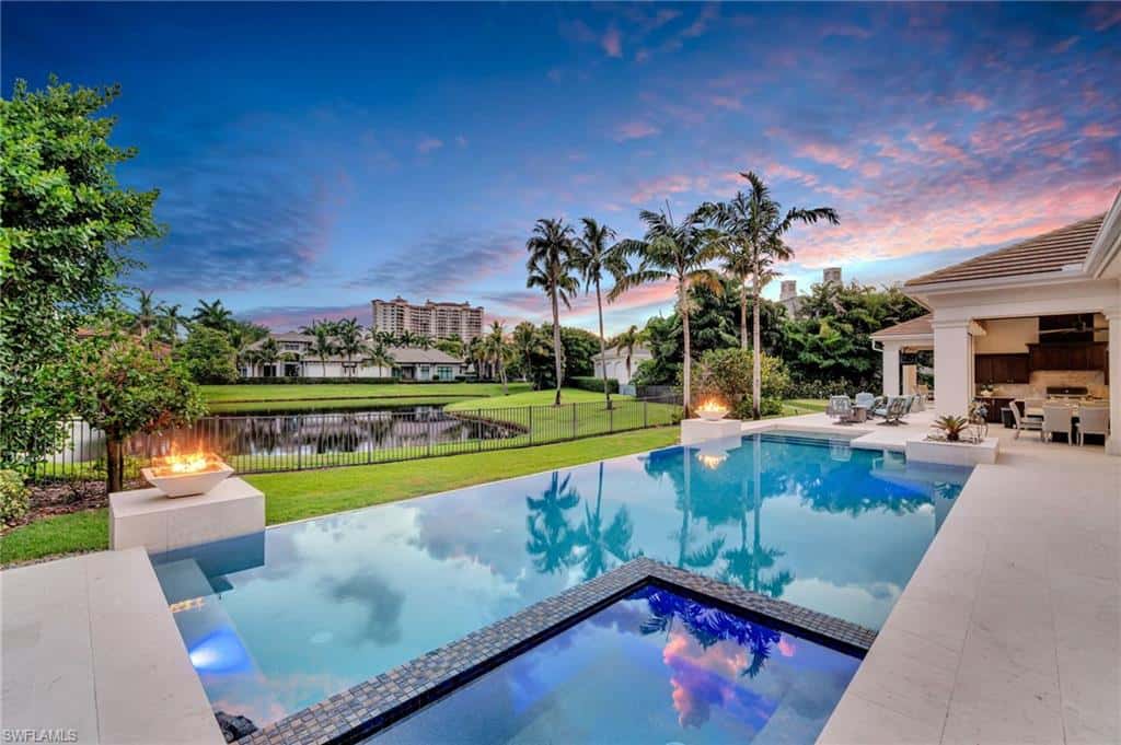 385 Colony Dr, Naples, photo 6