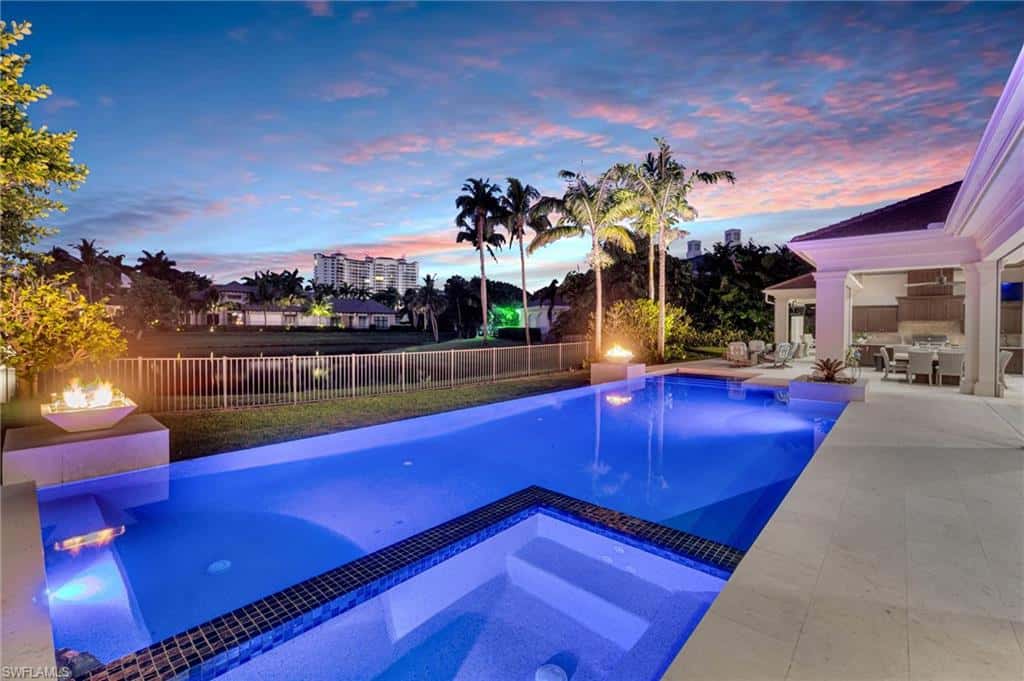 385 Colony Dr, Naples, photo 10