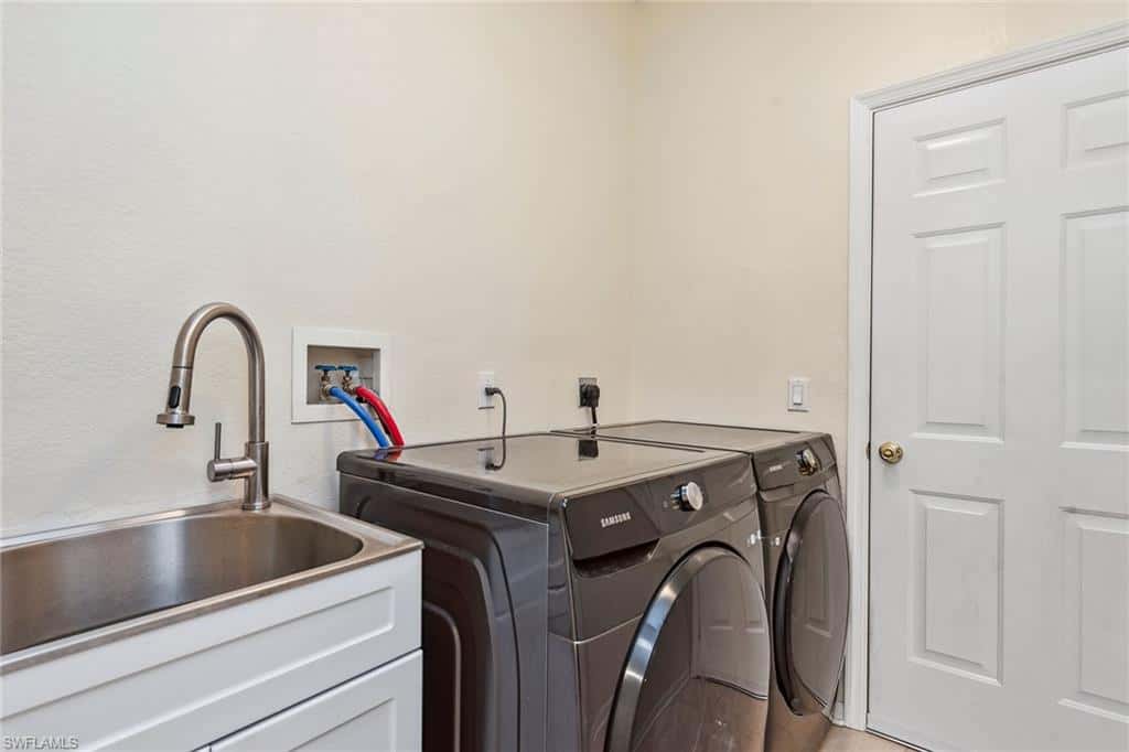 8599 Pepper Tree Way, Naples, photo 20