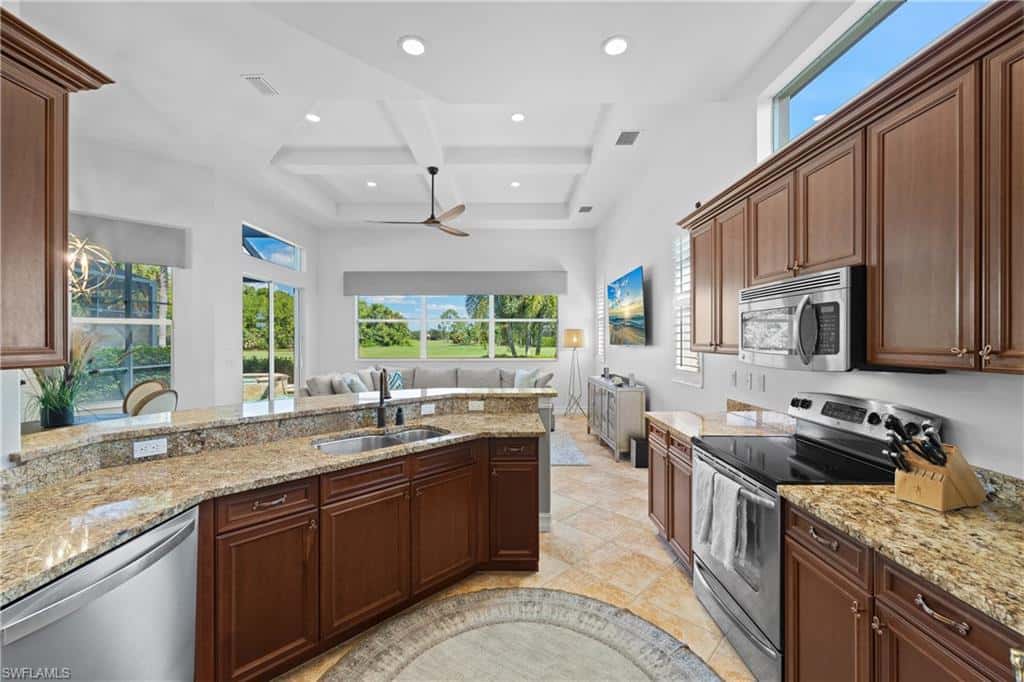 6578 Caldecott Dr, Naples, photo 9