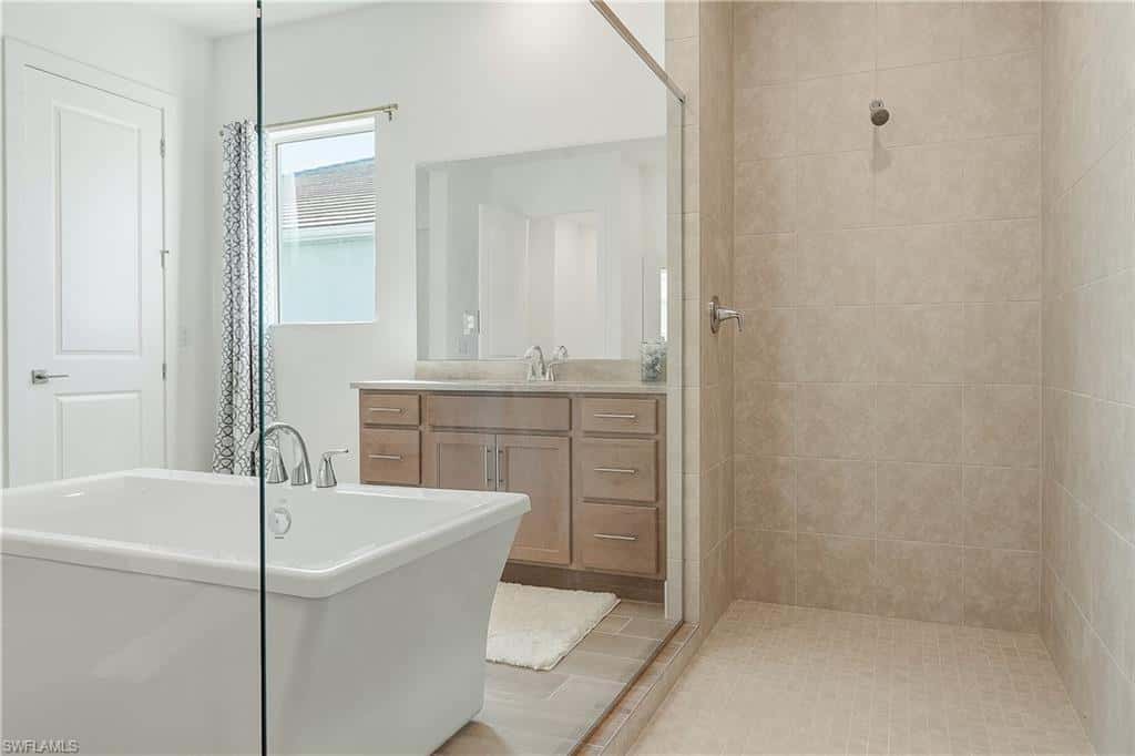 9175 Wisteria Way, Naples, photo 20