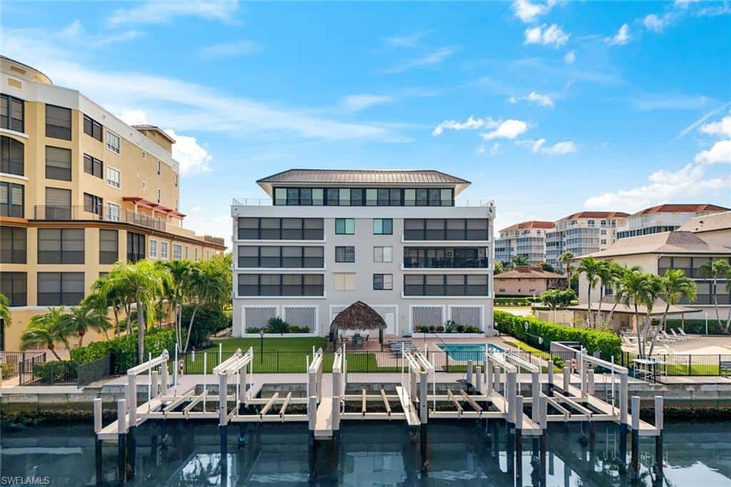 910 Panama Ct #302, Marco Island, photo 6