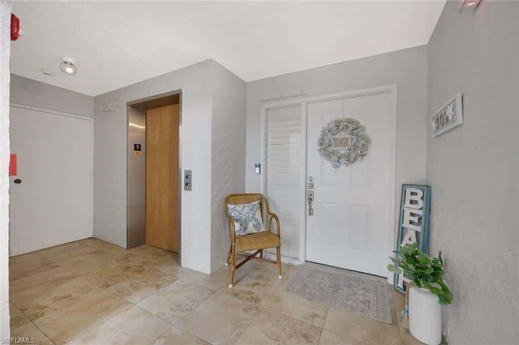 910 Panama Ct #302, Marco Island, photo 10