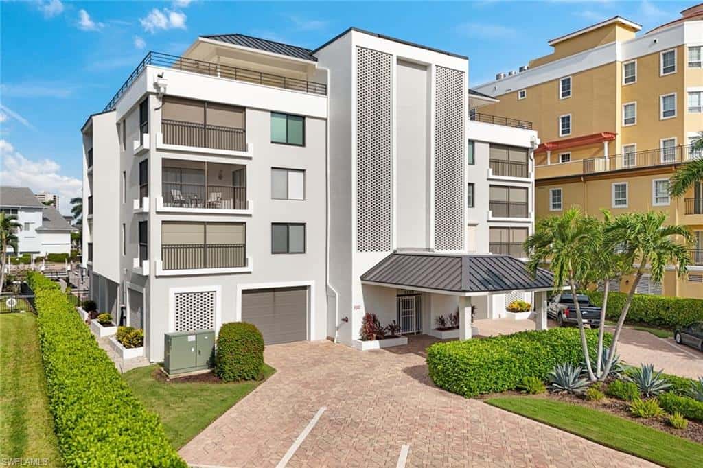 910 Panama Ct #302, Marco Island, photo 8