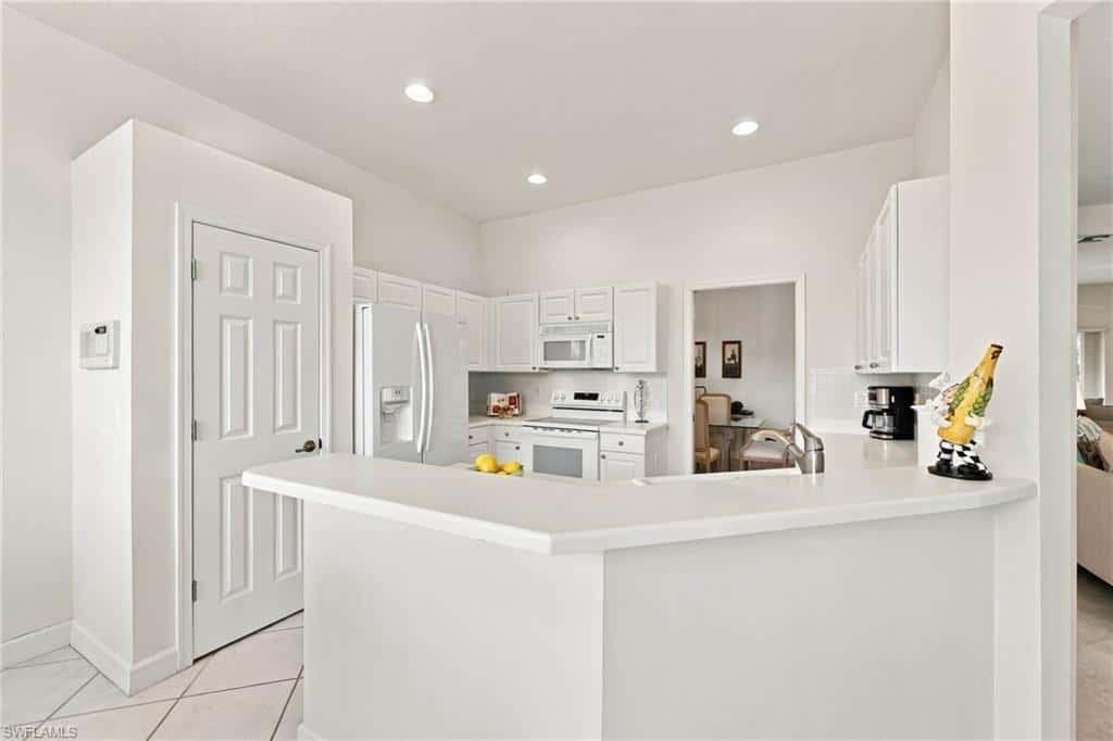 2256 Island Cove Cir, Naples, photo 13