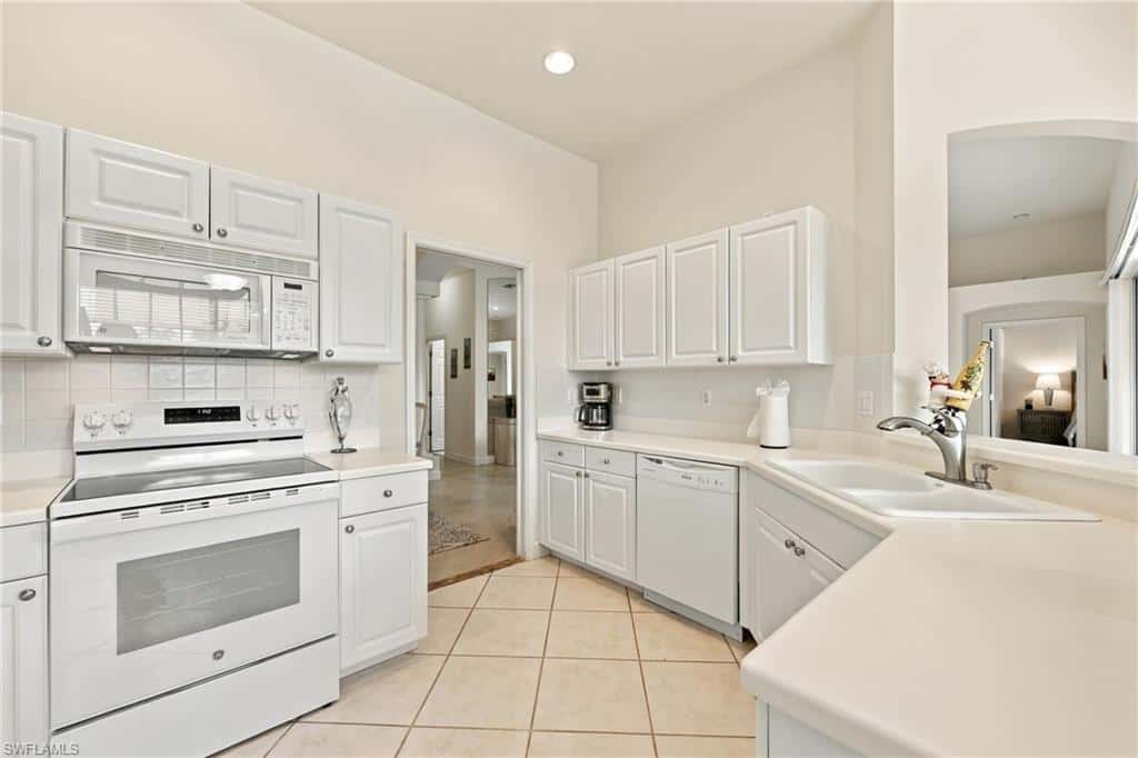 2256 Island Cove Cir, Naples, photo 11