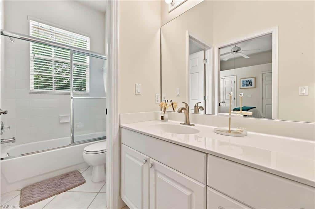 2256 Island Cove Cir, Naples, photo 31