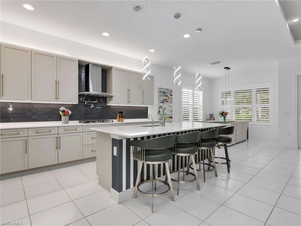 12239 Bonnet Dr, Naples, photo 9