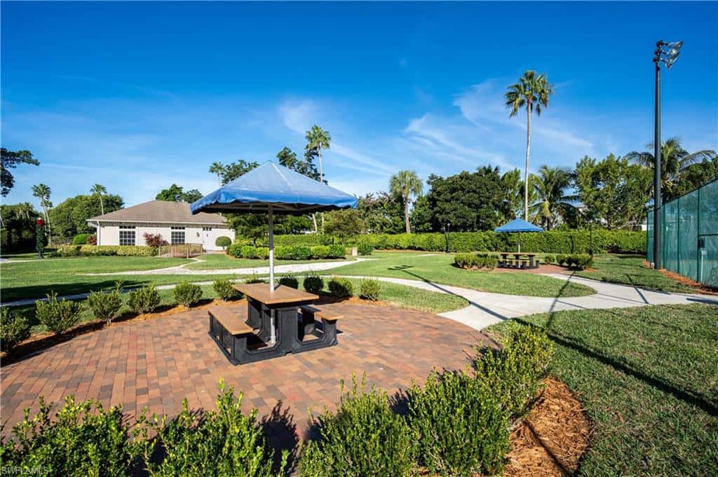 6541 Ilex Cir, Naples, photo 25
