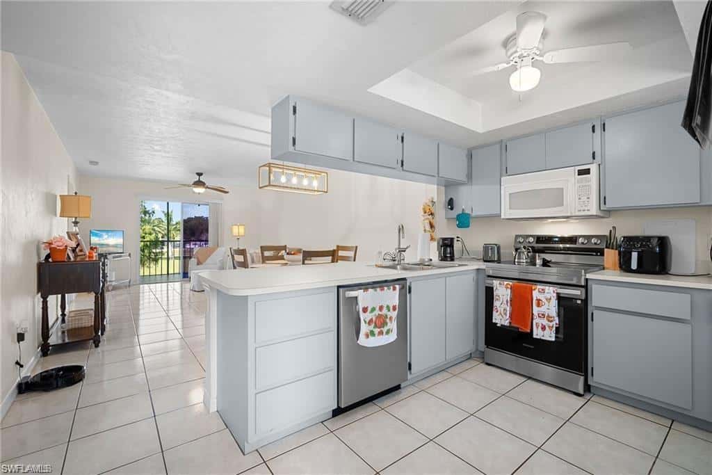 144 Cypress Way #707, Naples, photo 7