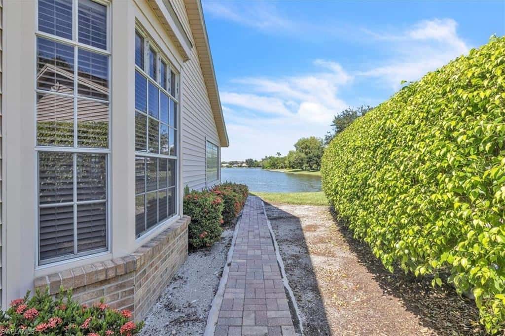 6600 Ilex Cir, Naples, photo 46