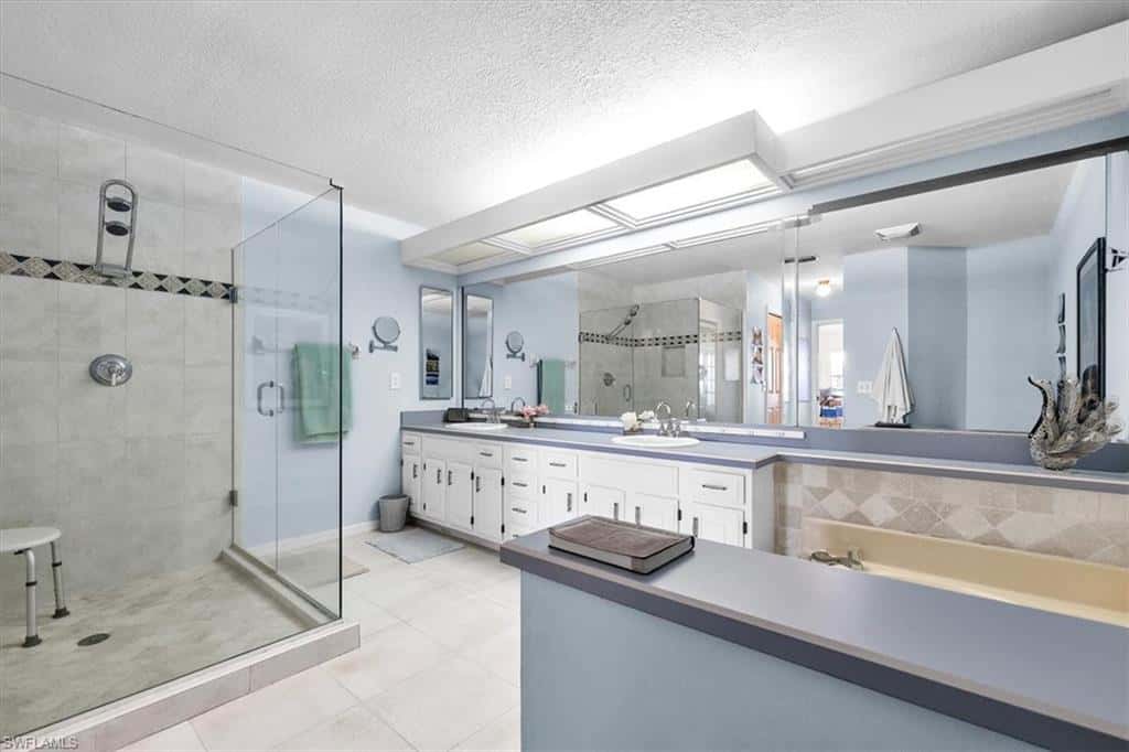 6600 Ilex Cir, Naples, photo 33