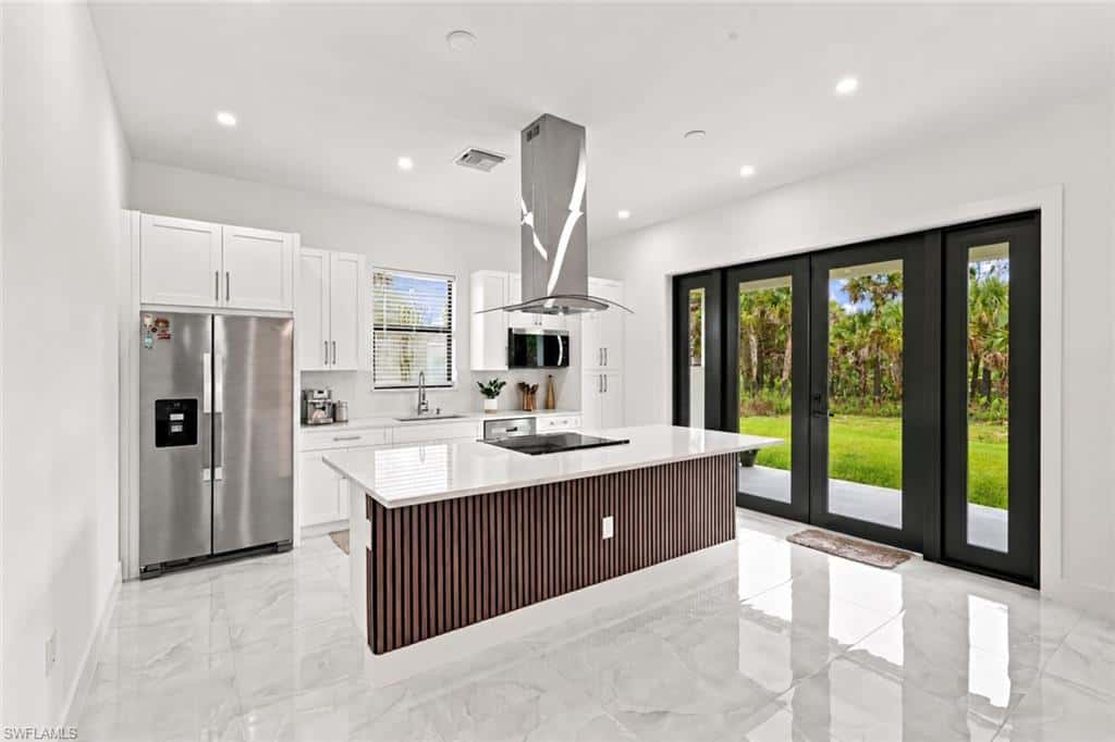 2625 32nd Ave, Naples, photo 9