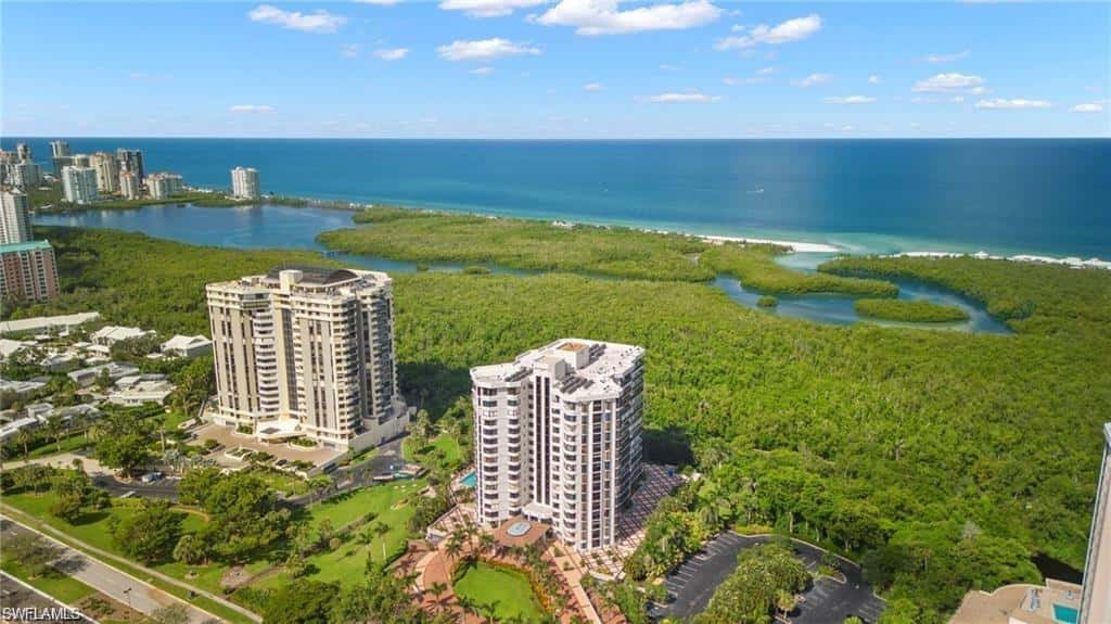 6075 Pelican Bay Blvd #303, Naples, photo 47