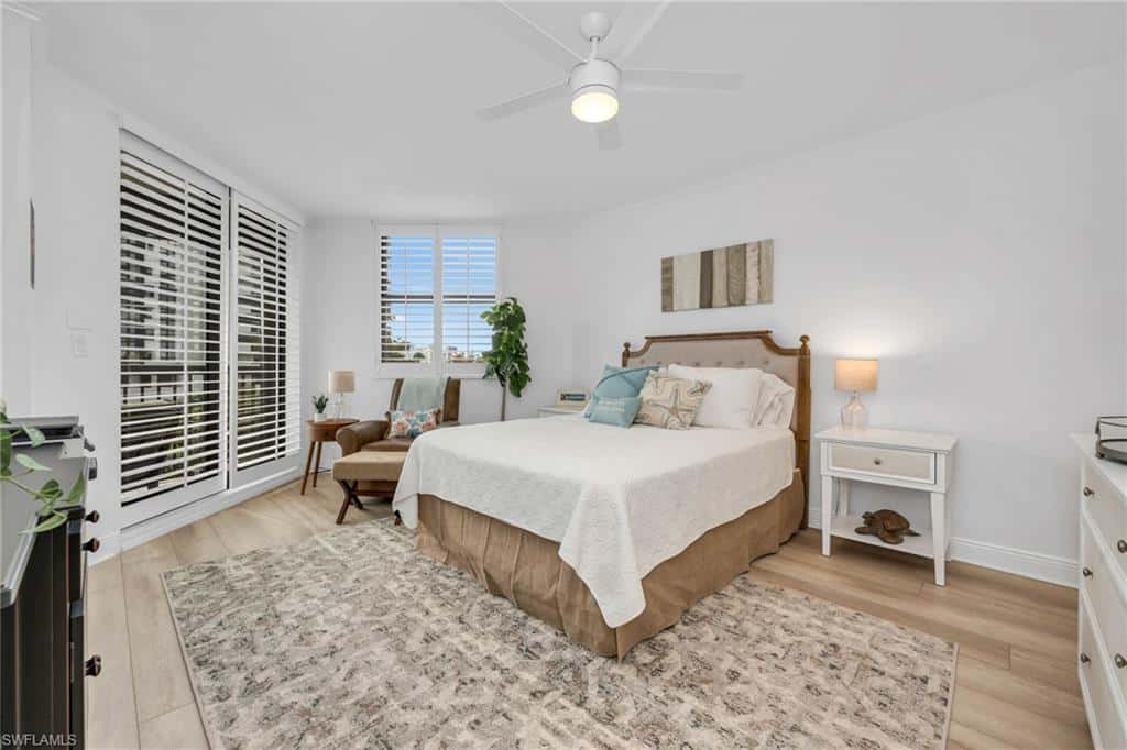 6075 Pelican Bay Blvd #303, Naples, photo 16
