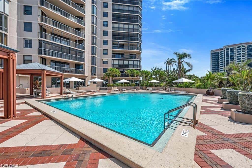 6075 Pelican Bay Blvd #303, Naples, photo 30