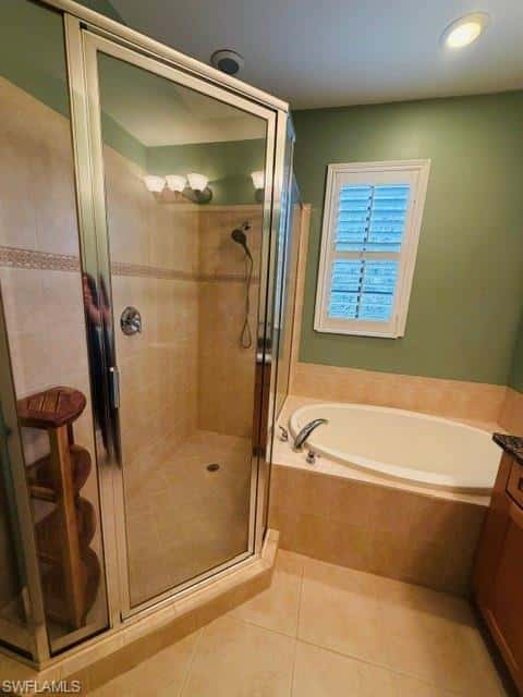 9122 Chula Vista St #12101, Naples, photo 35