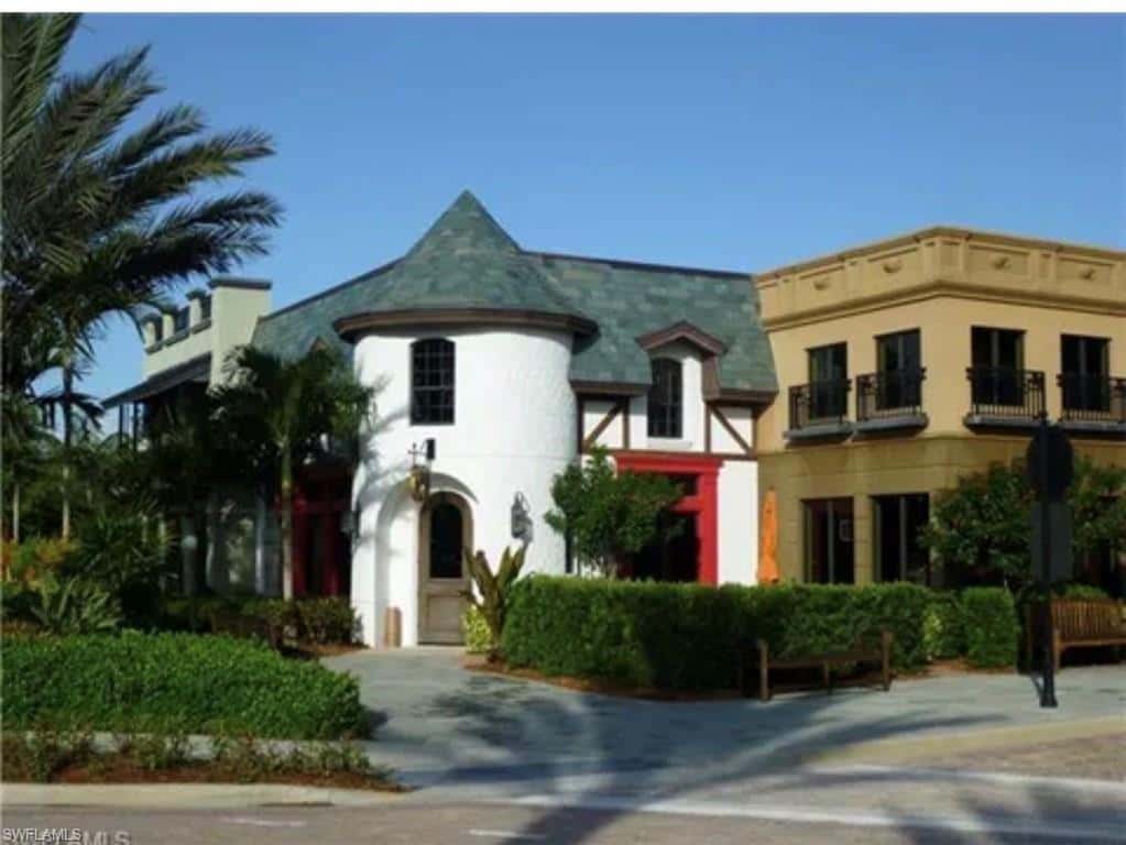 9122 Chula Vista St #12101, Naples, photo 39