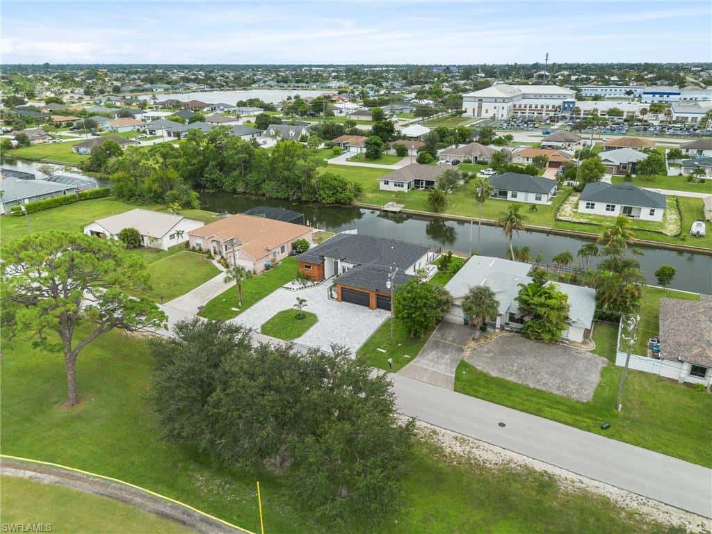 630 15th St, Cape Coral, photo 4