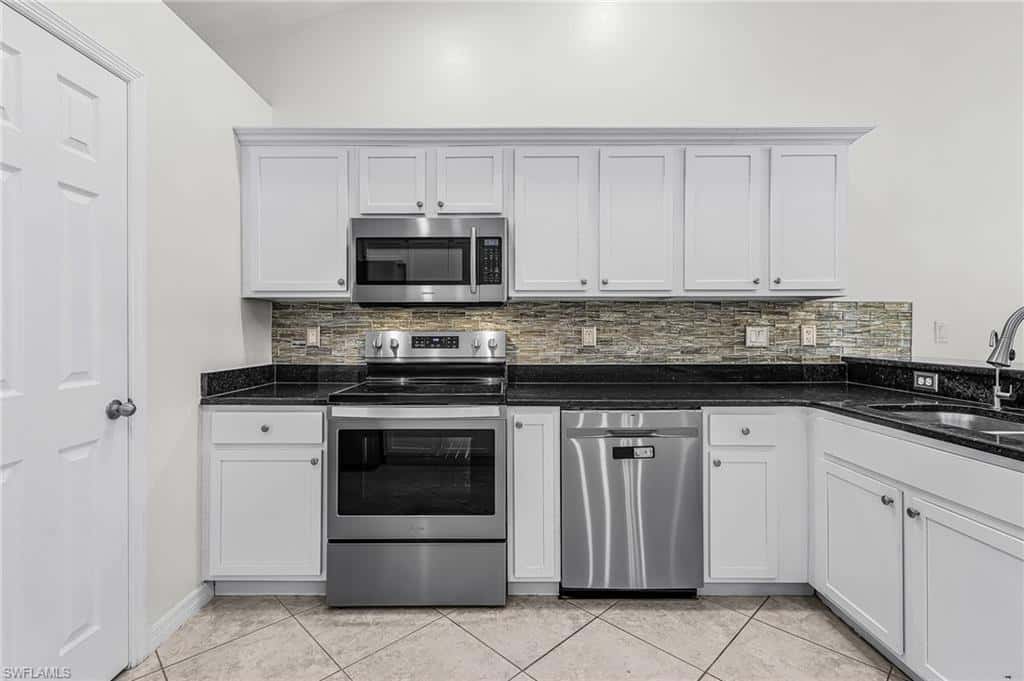 3310 5th Ter, Cape Coral, photo 13