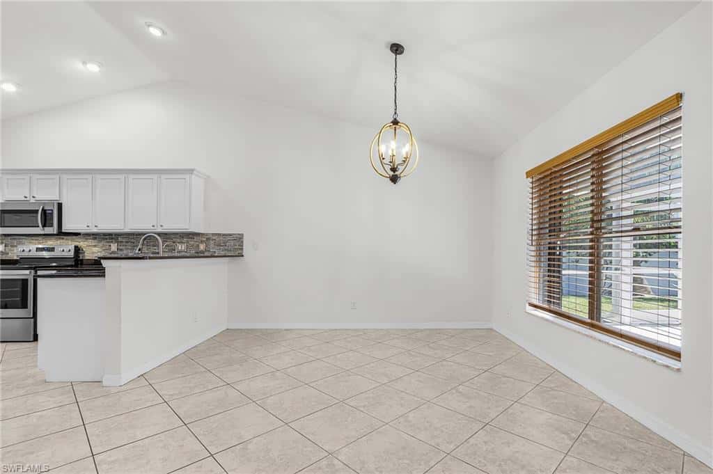 3310 5th Ter, Cape Coral, photo 10