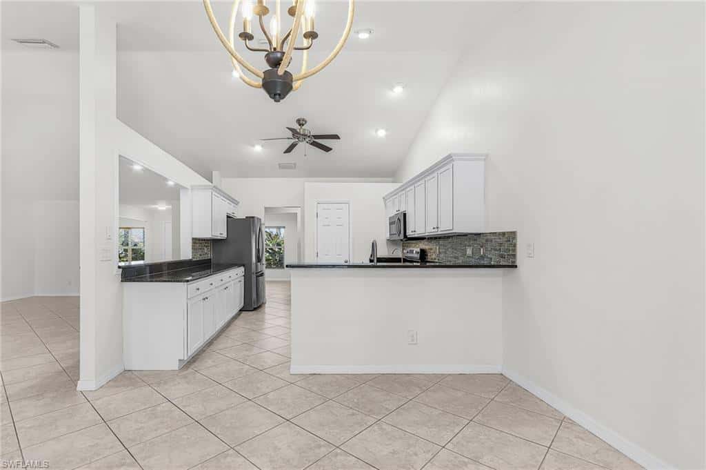 3310 5th Ter, Cape Coral, photo 11