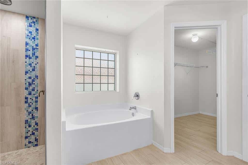 3310 5th Ter, Cape Coral, photo 25